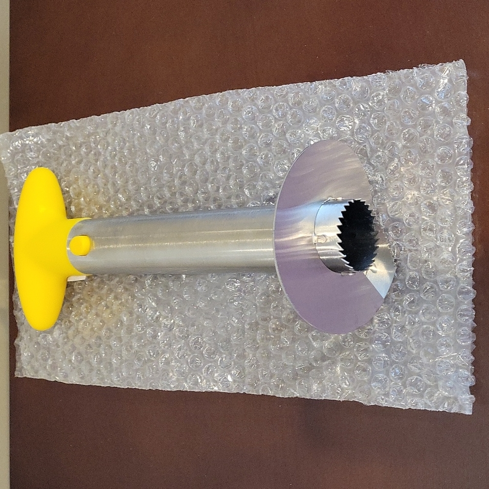 Pineapple Corer - NEW, no tags but in original box